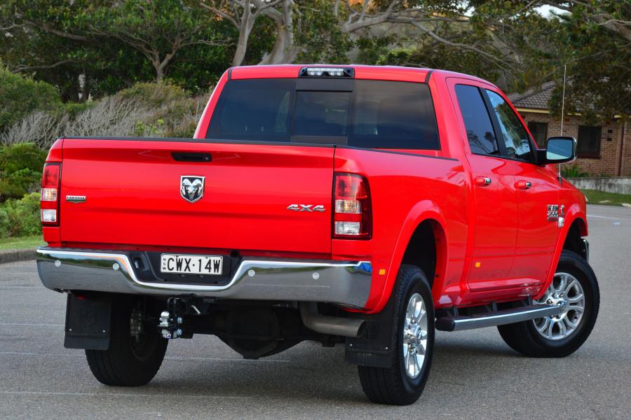  Dodge Ram 2500 Laramie Crew Cab 2015 года  (AU) (фото 15 из 40)